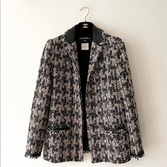 CHANEL Jackets & Blazers - ❌NOW SOLD ❌Chanel runway 2005 fall tweed blazer
